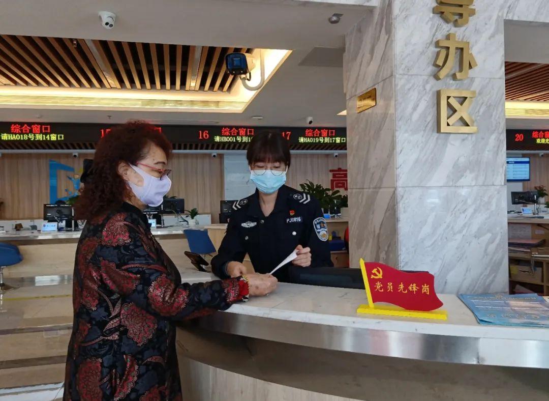 情迁最新微信自带挂,情迁最新微信自带挂，轻松掌握社交新姿势！