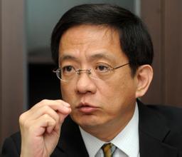 管中闵引领科技潮流，重塑未来生活体验新动态