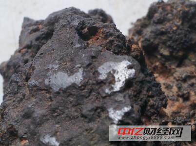 铁矿石今日最新行情揭秘，巷弄深处的矿石之秘与独特小店的魅力探索